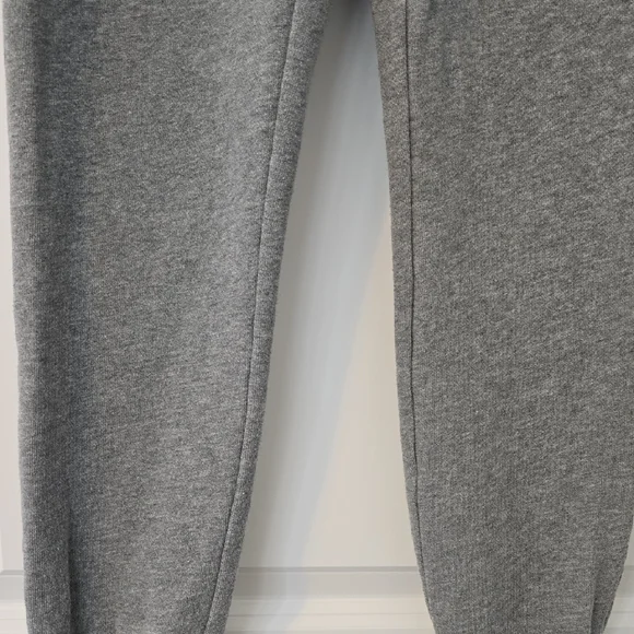 Express Women's Gray Sweatpants. Size XXS - Picture 4 of 15